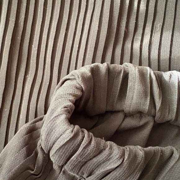 Able Bessie Pleated Skirt Small - Picture 4 of 9